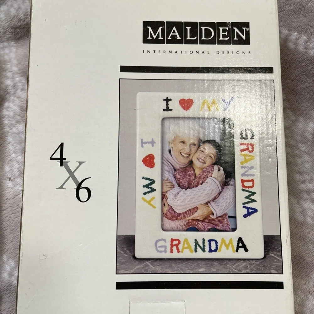 Grandma Picture Frame 4x6 VTG 90s Ceramic I Love My Grandma Table Top Retro